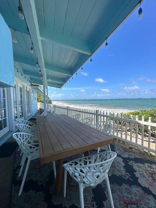 Moeʻuhane Kai Beach Front Home Hau'ula Eksteriør billede